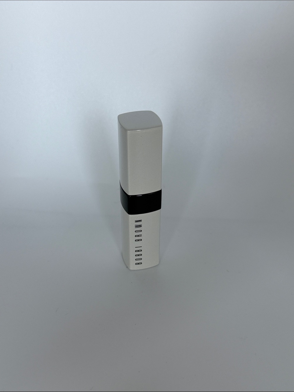 Bobbi Brown extra lip tint -bare blackberry 5